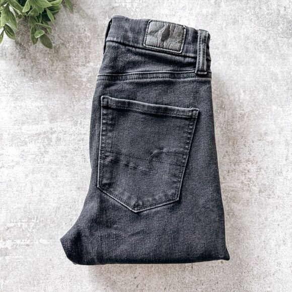 American Eagle Black 360 Stretch Curvy Super High Rise Jegging Size 00 Short - Picture 1 of 9